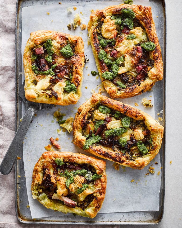 Cheese, bacon and pesto puffs