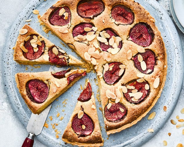 Party-size fig frangipane tart with stem ginger custard