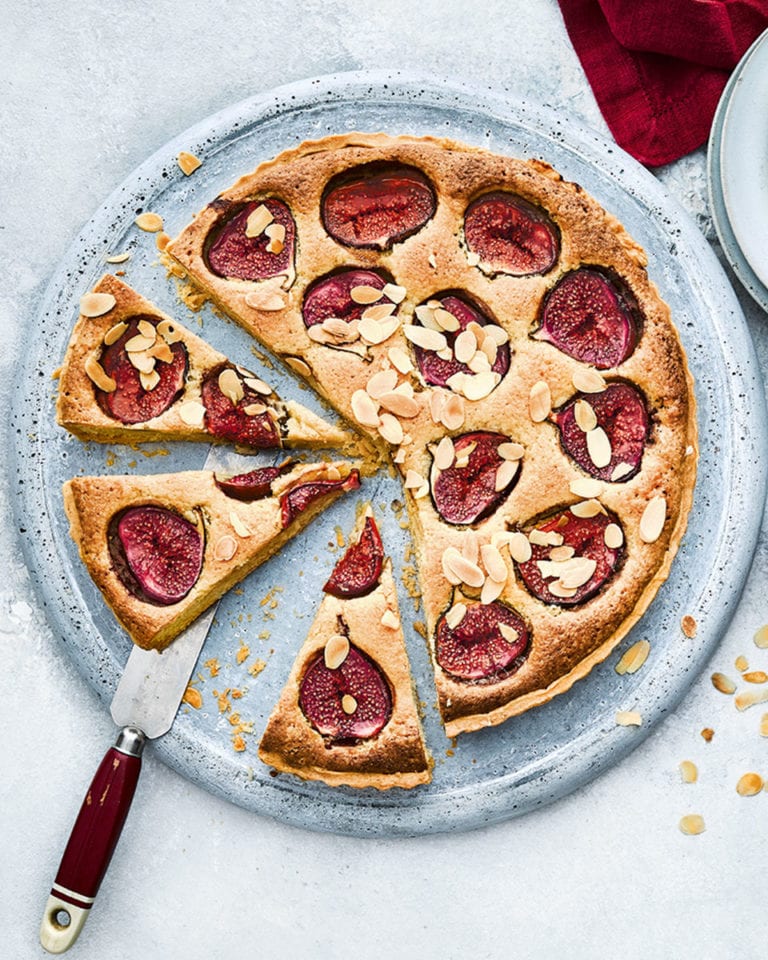 Party-size fig frangipane tart with stem ginger custard