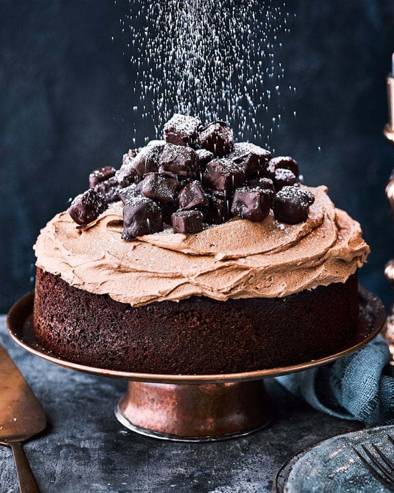 Chocolate gingerbread Christmas cake