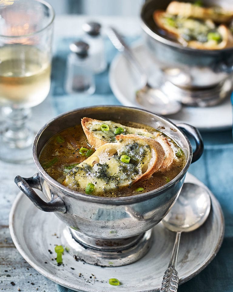 Three-onion soup with stilton croutons