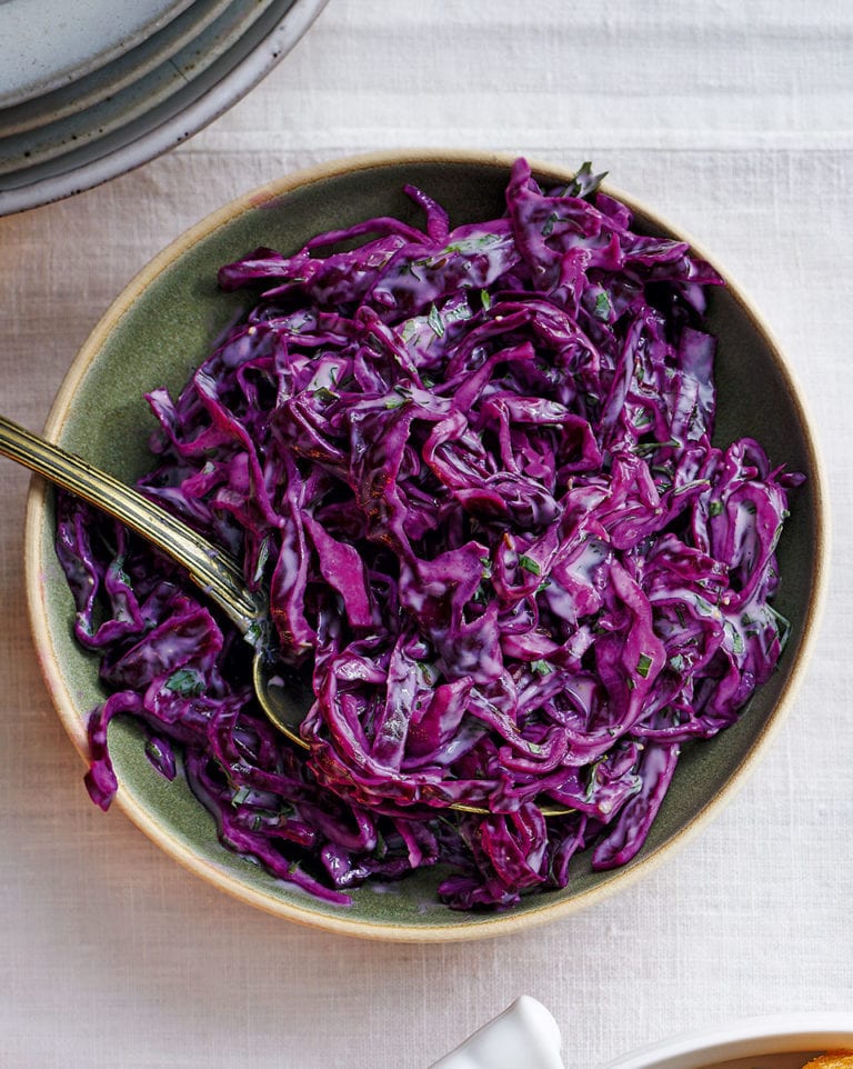 Red cabbage slaw