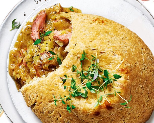 Ham, stilton and leek suet pudding
