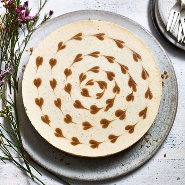 Hazelnut and cinnamon-swirl cheesecake