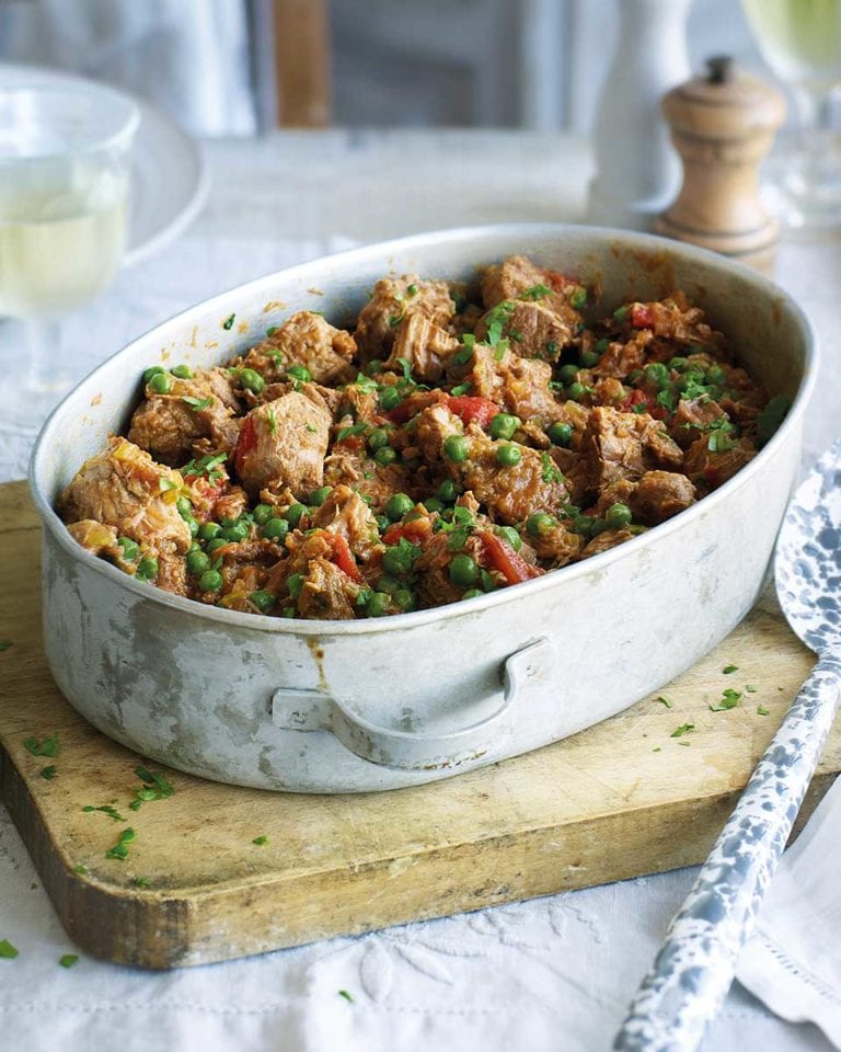 Lamb ragout with peas