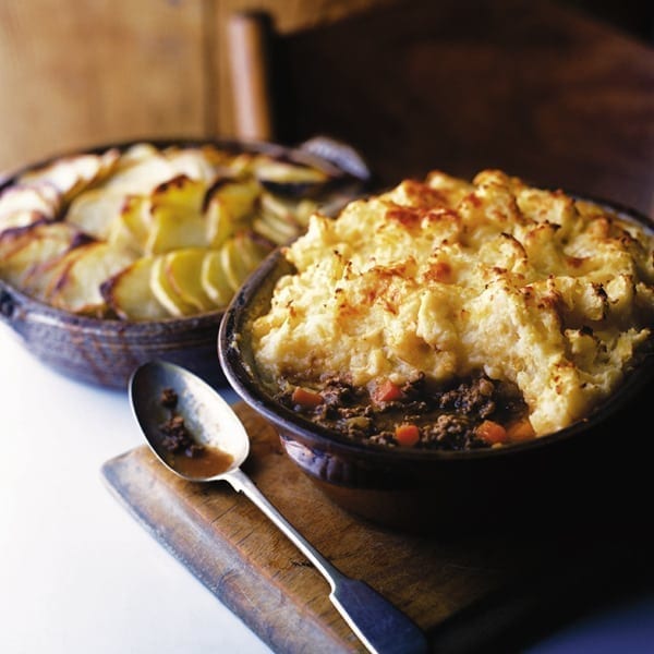 Cottage pie with Cheddar and parsnip mash