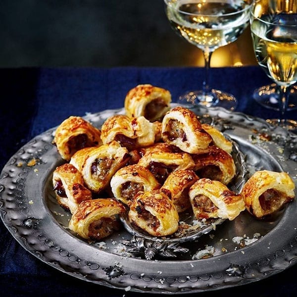 Cheddar and red onion chutney mini sausage rolls