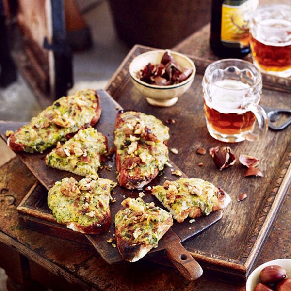 Leek, smoked cheddar and mustard rarebits