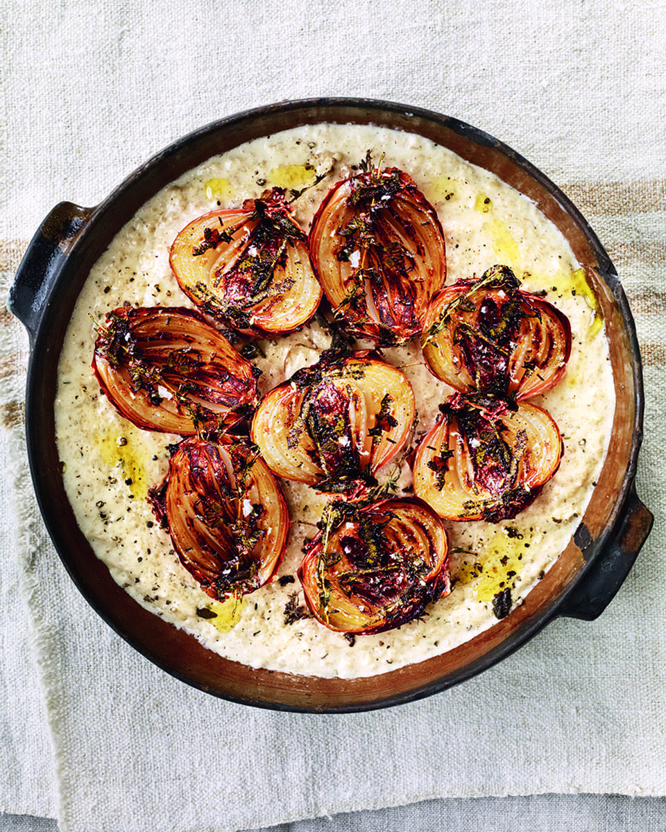 Onion porridge with roasted onions and thyme - delicious. magazine