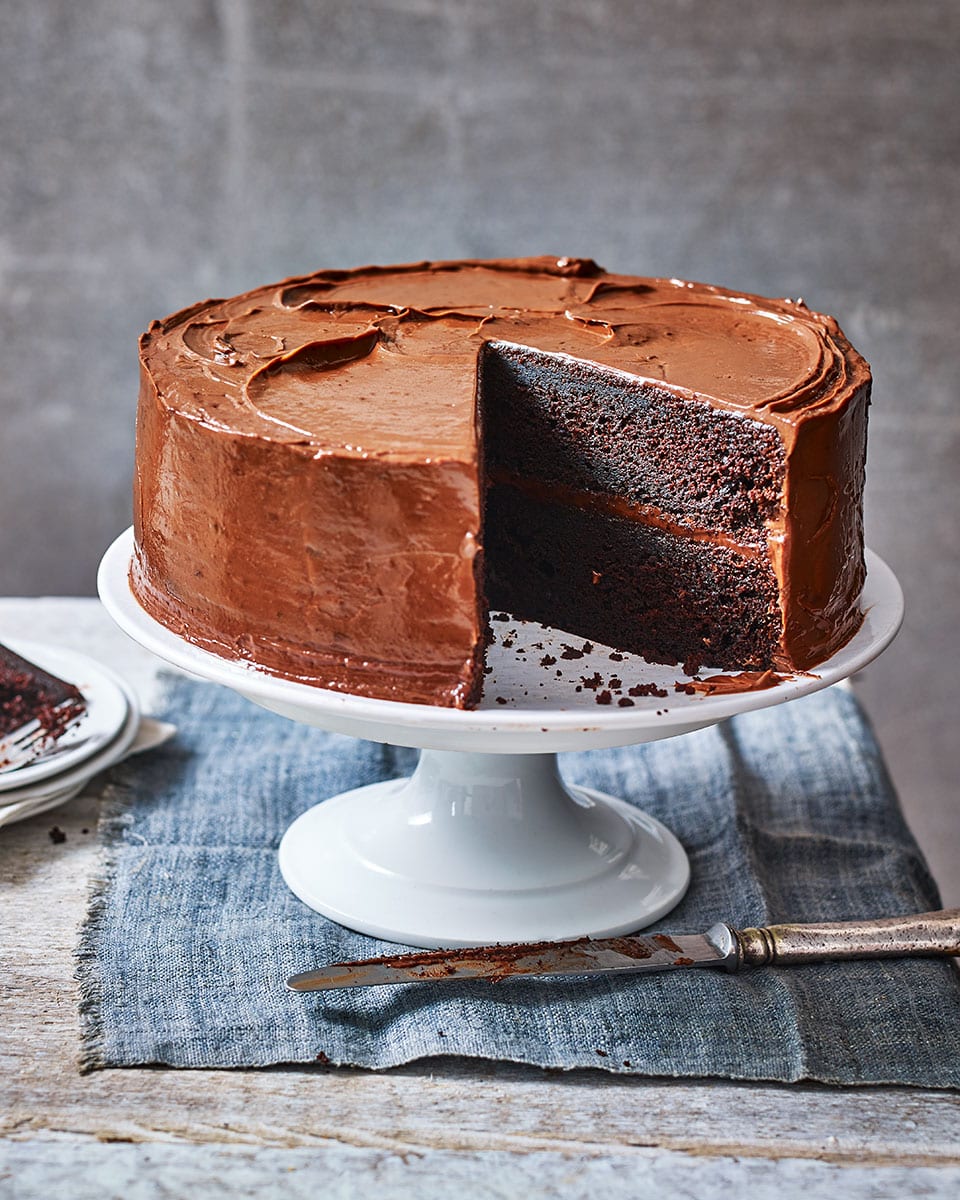 Featured image of post Steps to Make Mary Berry Chocolate Cake Recipe Uk