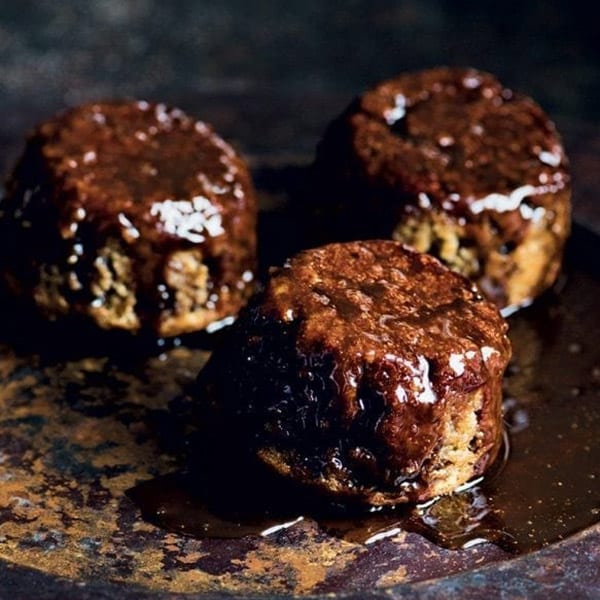 Fat-free sticky toffee puddings