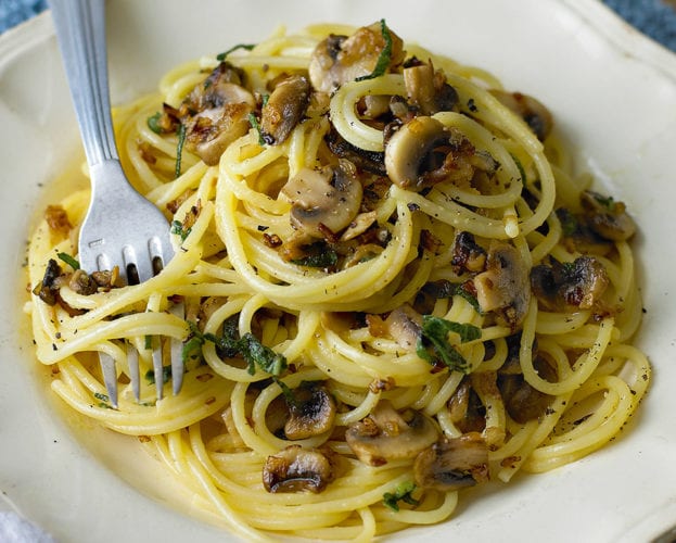 Healthier spaghetti carbonara