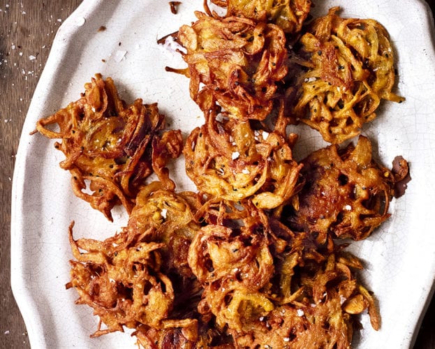 Onion bhajis with yogurt and goat’s cheese dip