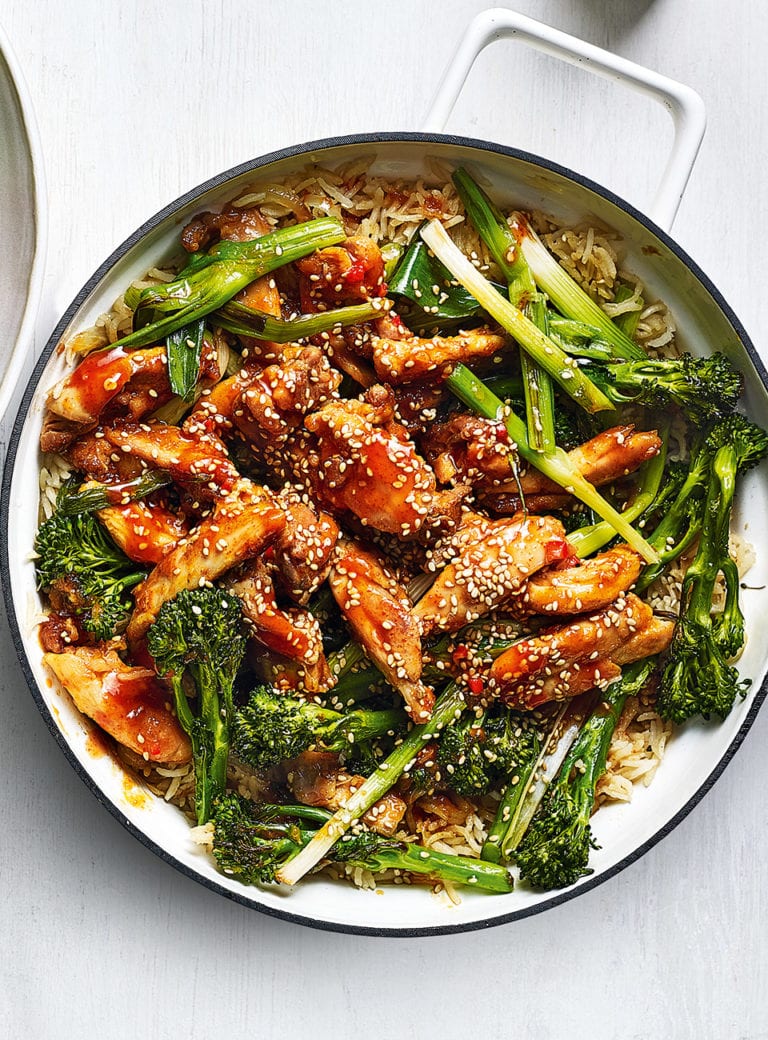 Sticky sriracha chicken rice with charred veg