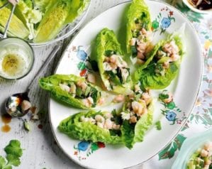 Prawn and lettuce cups