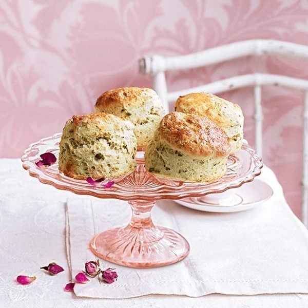 Pistachio scones