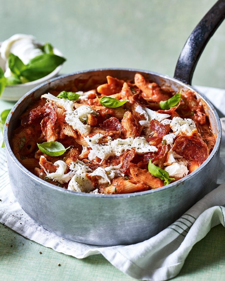 Pizza style penne with salami crisps