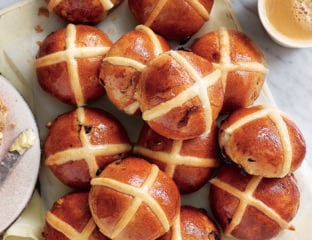 8 of the best hot cross bun recipes