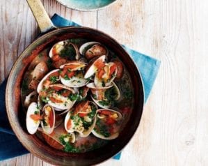 Cooked clams in a pan