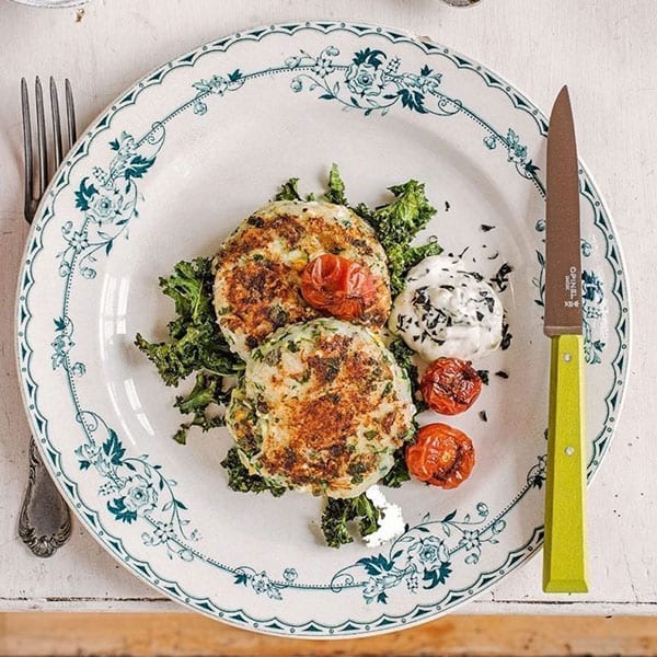 610555-1-eng-GB_smoked-cheese-potato-cakes-with-crispy-kale-470x540