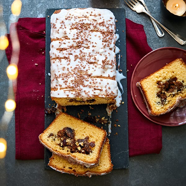 Mince pie loaf cake