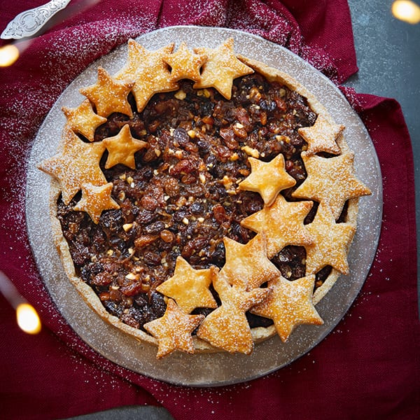 Giant mince pie