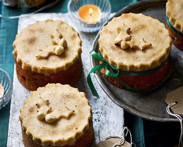 Mini Dundee cakes