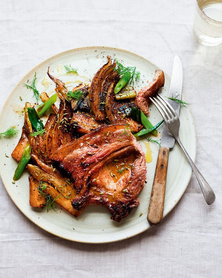 Crispy pork chops with fennel