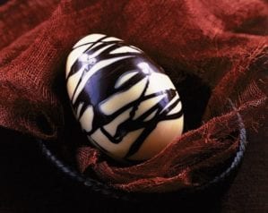 Chocolate easter egg