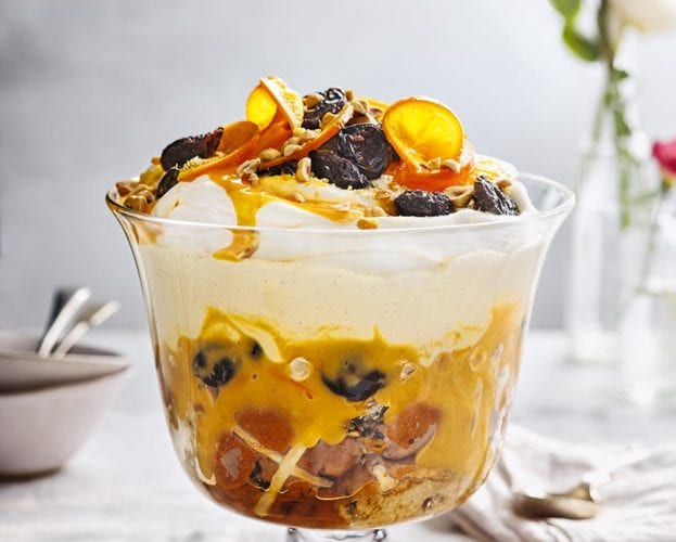 Earl grey and orange hot cross bun trifle