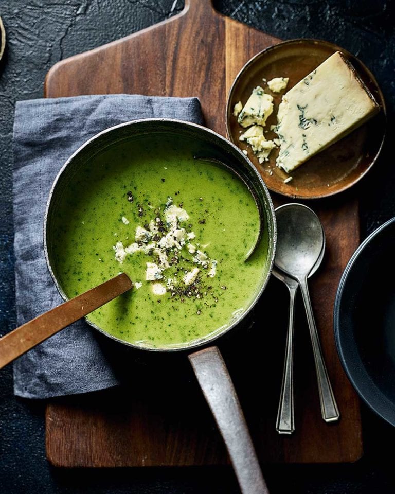 Broccoli and stilton soup