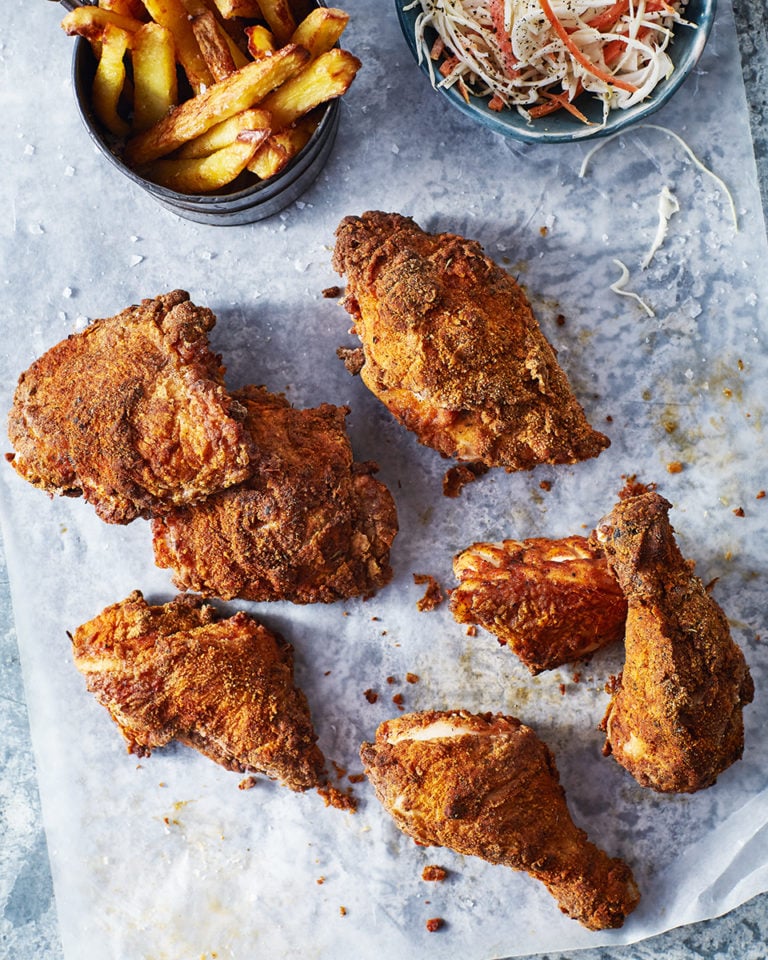 Southern-style chicken with chips and coleslaw