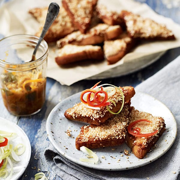 Spicy prawn toast