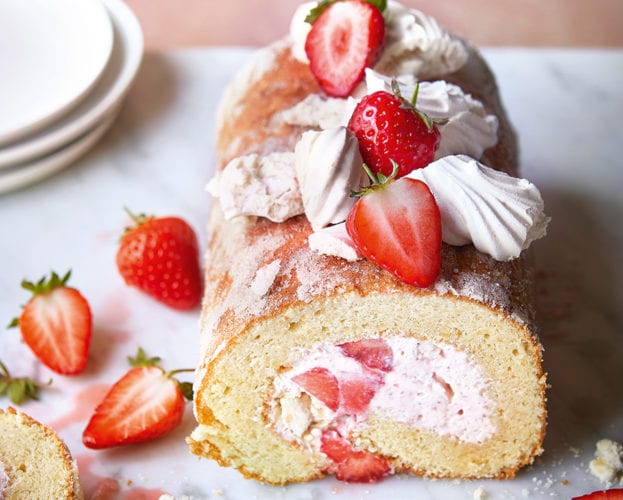 Eton mess roulade