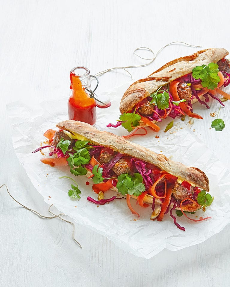 Meatball banh mi