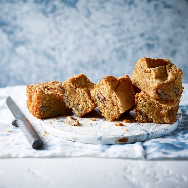 Sea salt blondies