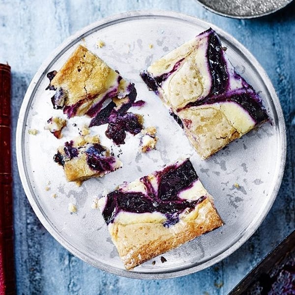 Blueberry cheesecake blondies