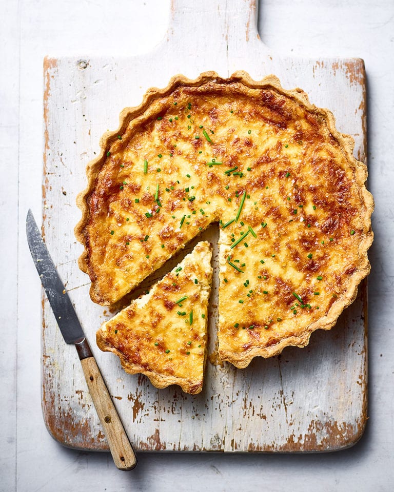 Cheese and onion quiche