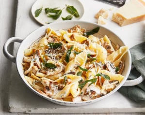 chicken and mushroom pasta