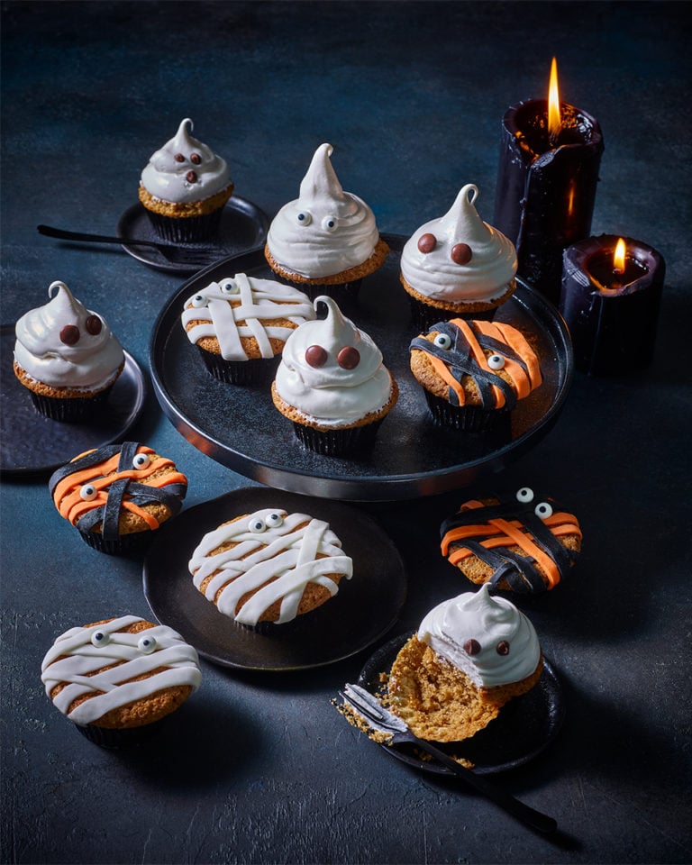 Halloween pumpkin spiced cupcakes