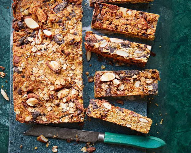 Vegan chocolate chip oat bars
