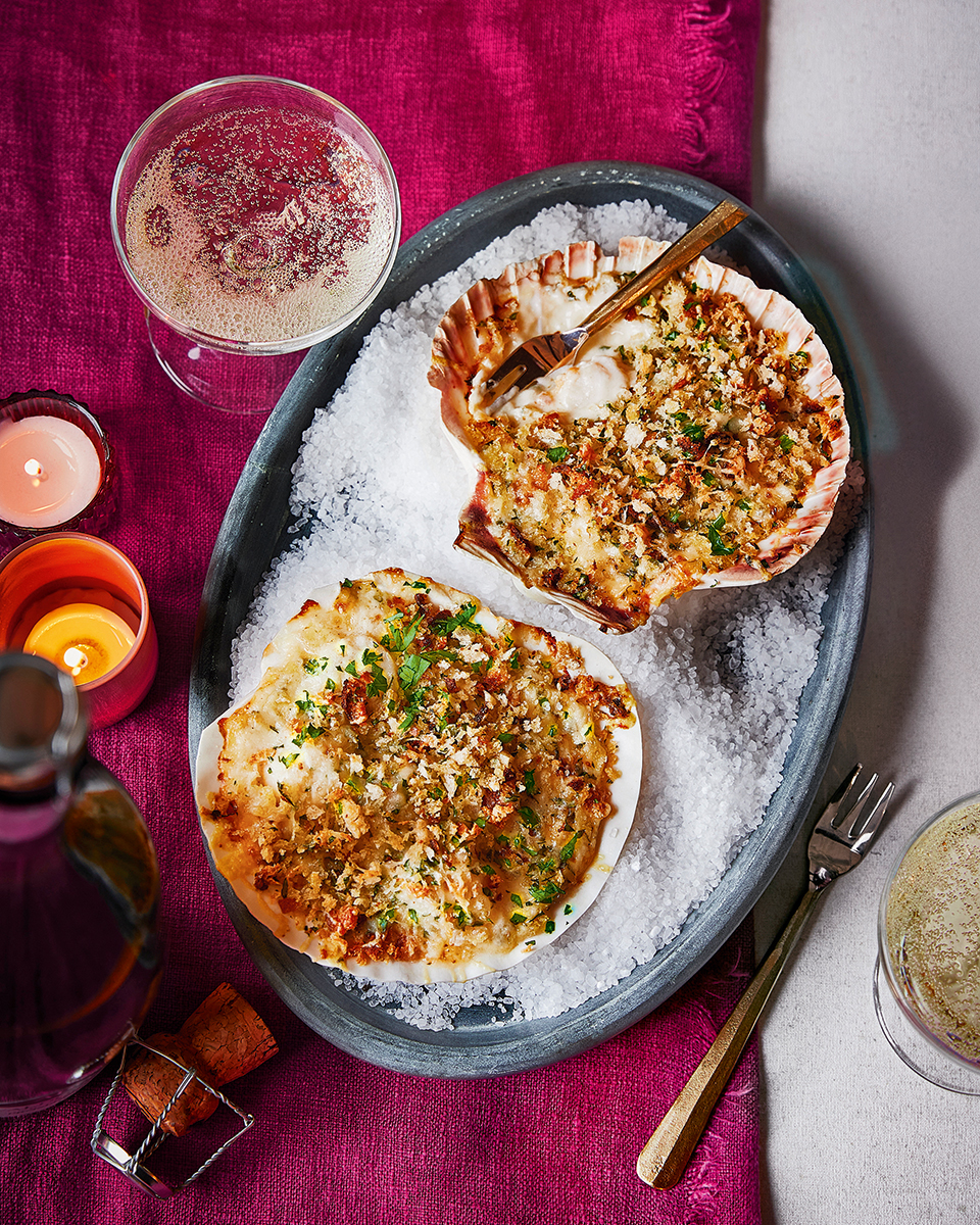 Cheesy scallop gratin delicious. magazine