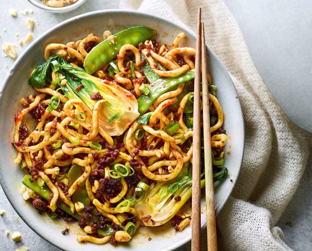 Spicy pork noodles