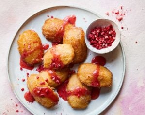 Strawberry madeleines