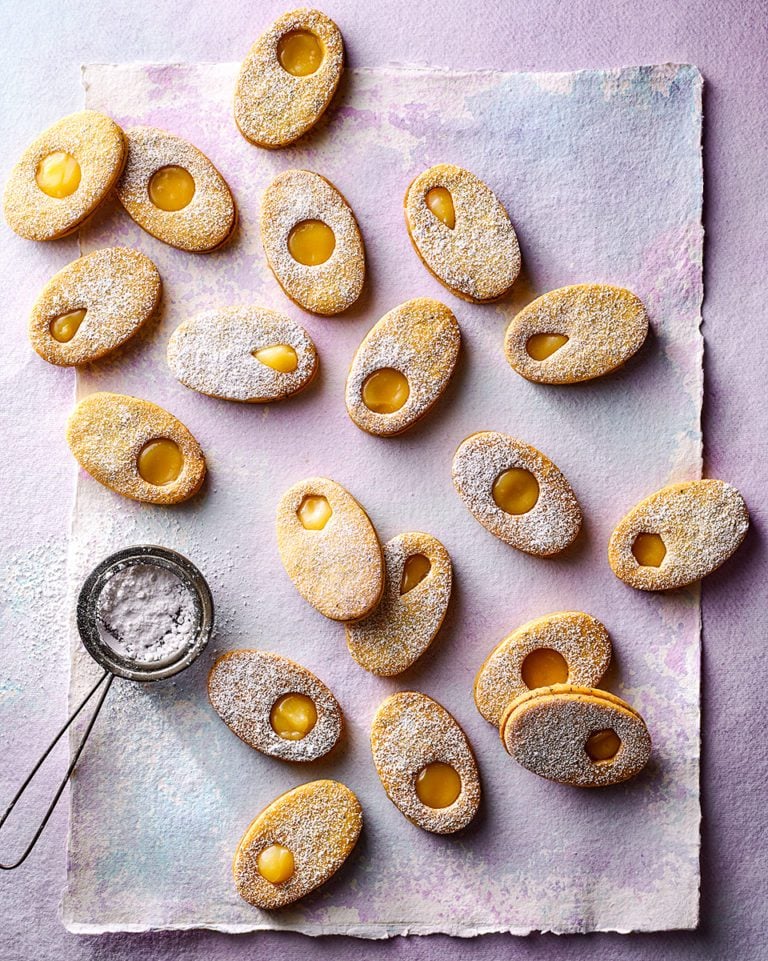 Lemon and poppy seed Easter biscuits
