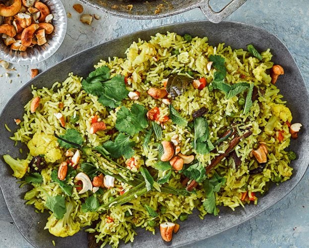 Mixed vegetable pilau (Subz mutter pulao)