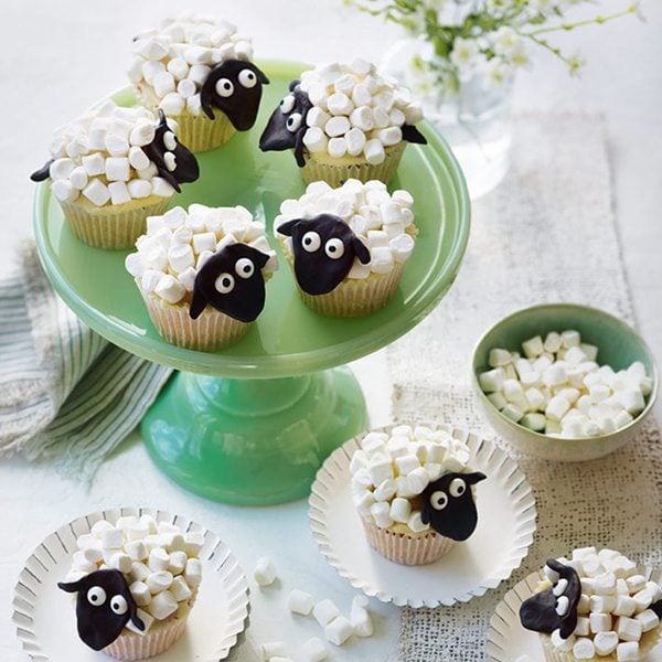 Spring lamb cupcakes