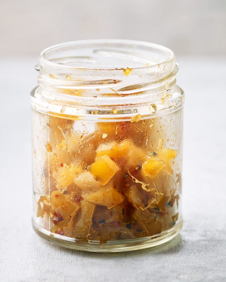 Mango chutney (Aam ki meethi chutney)