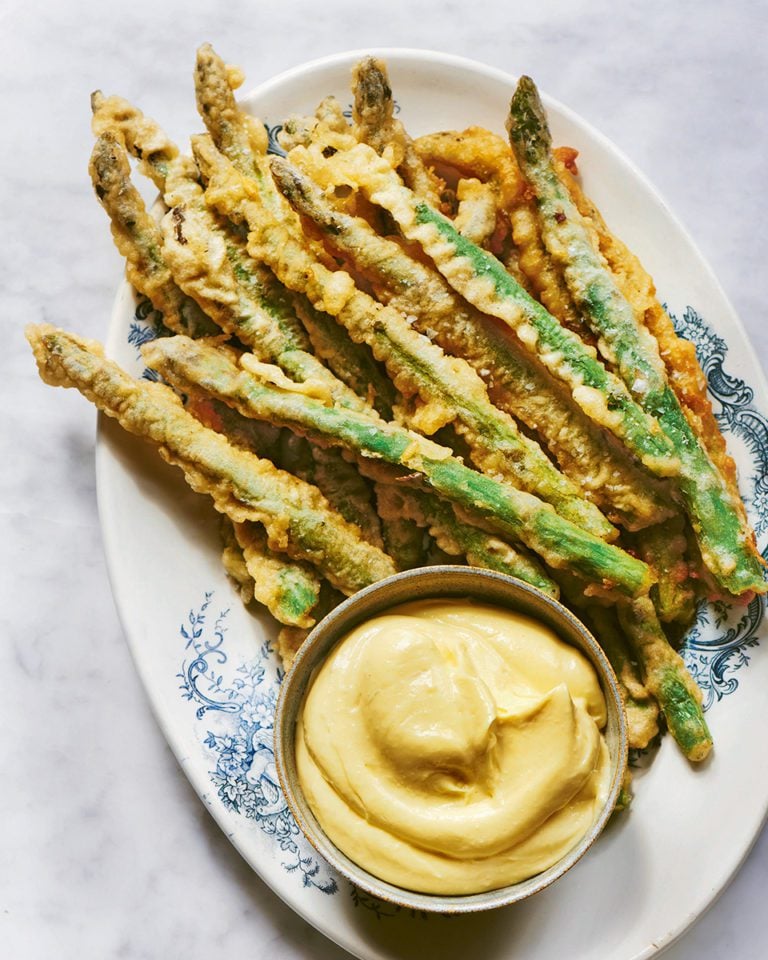 Asparagus fritters and aioli