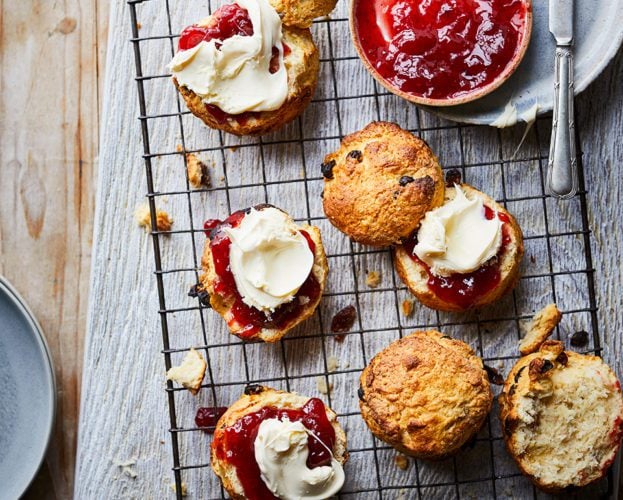 Fruit scones